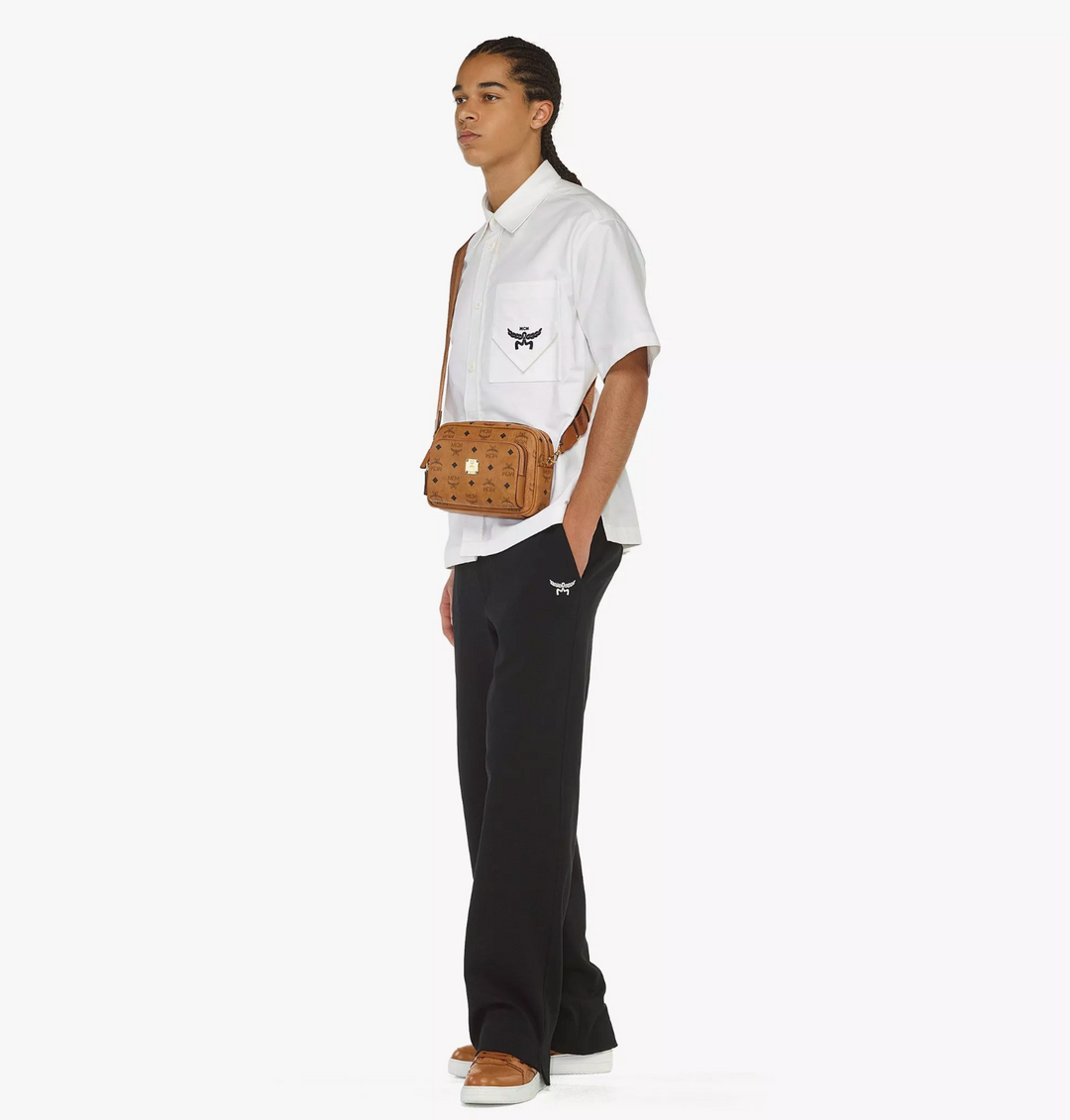 MCM Aren Umhängetasche in Cognac Groß