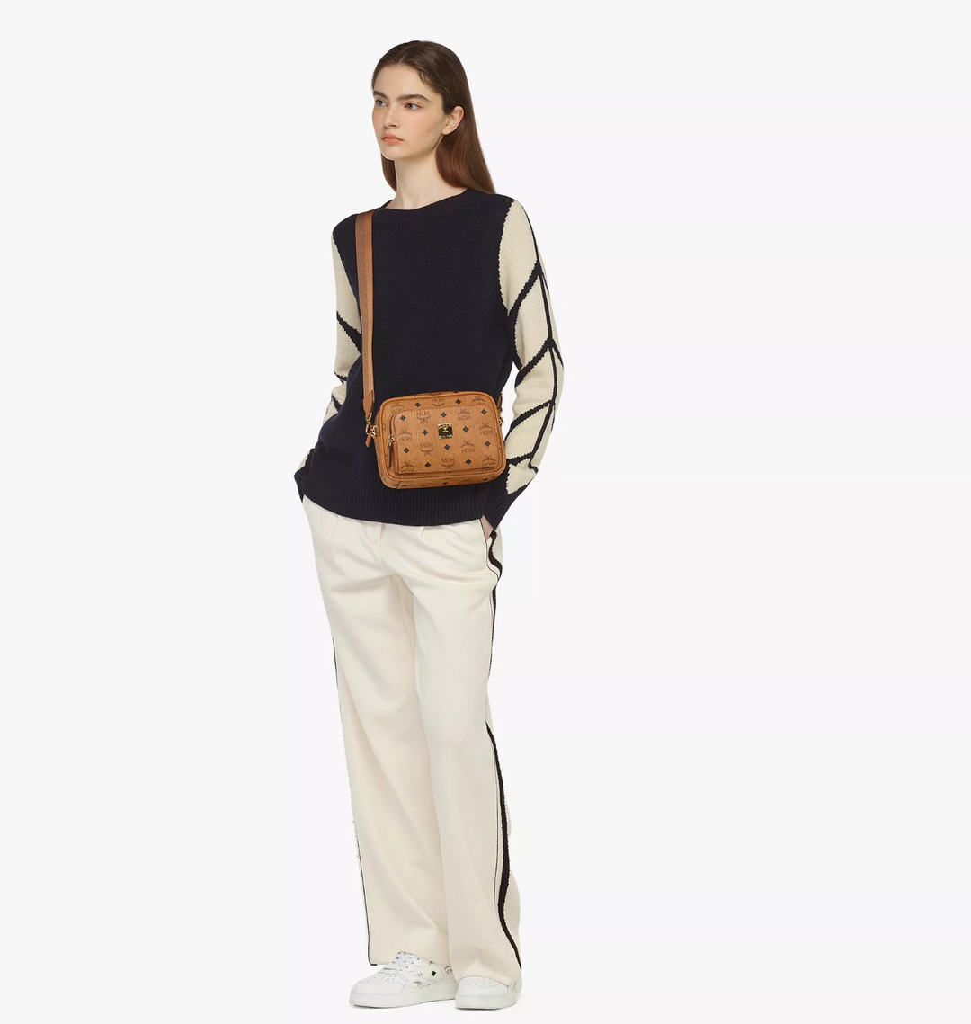 MCM Aren Umhängetasche in Cognac Groß