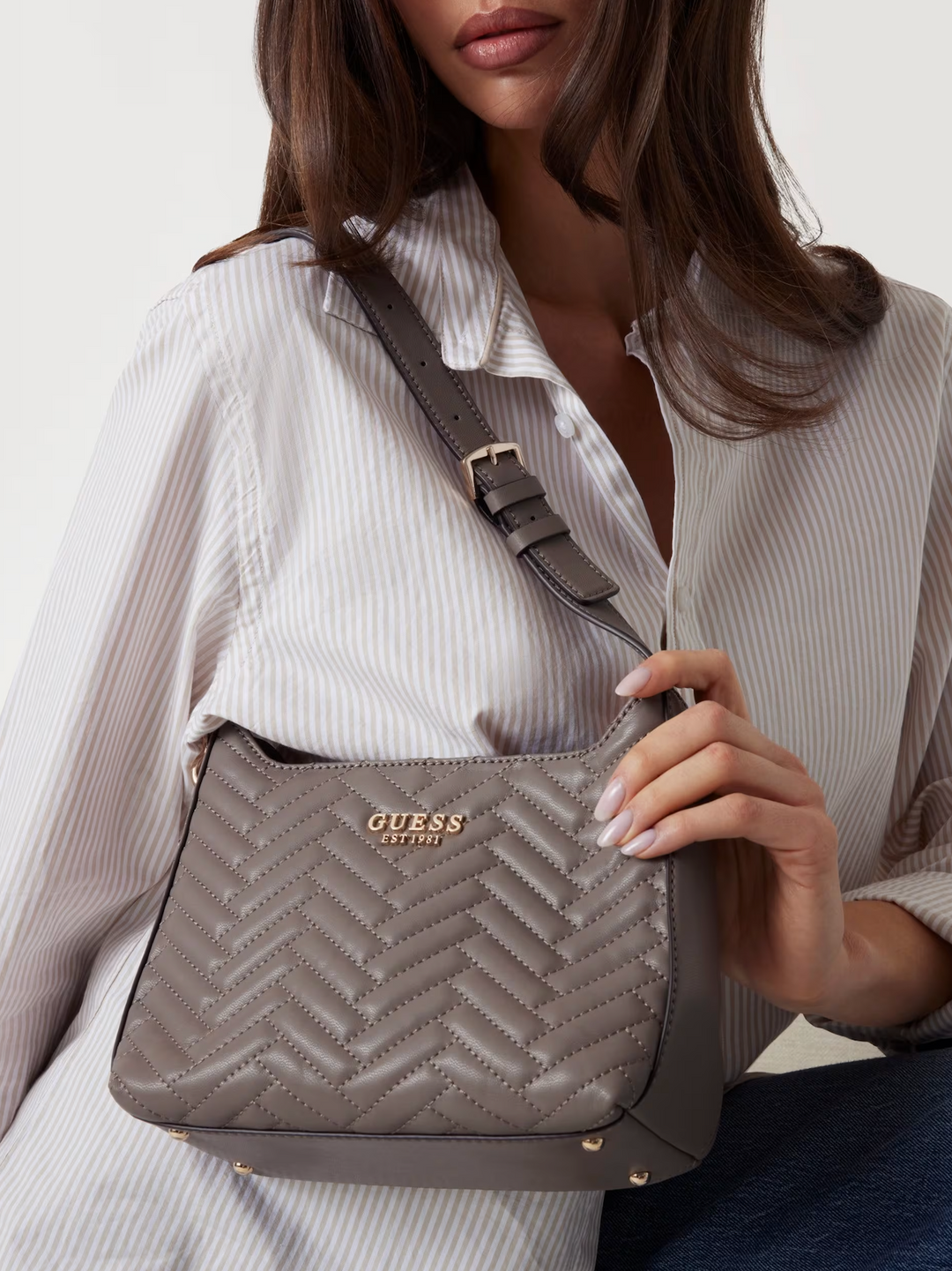 Guess Tasche Dark Taupe