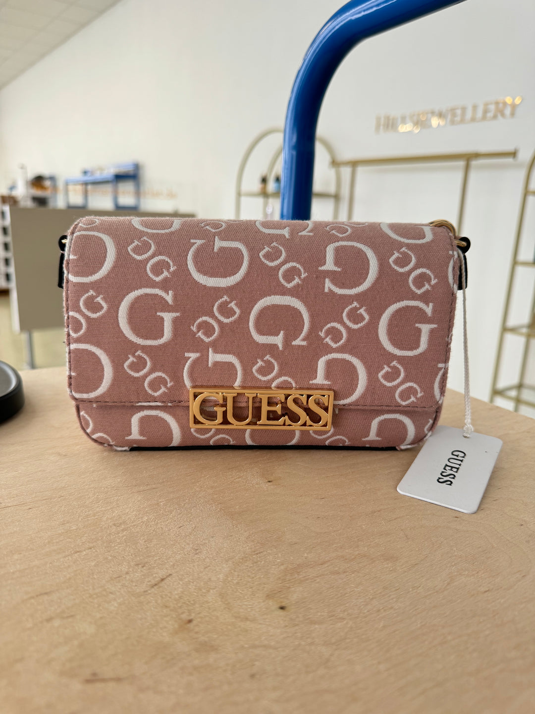 Guess Tasche 9