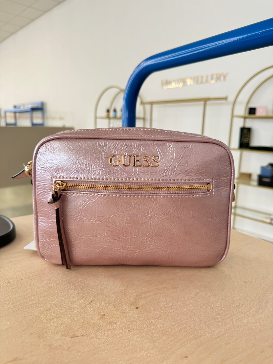 Guess Tasche 23