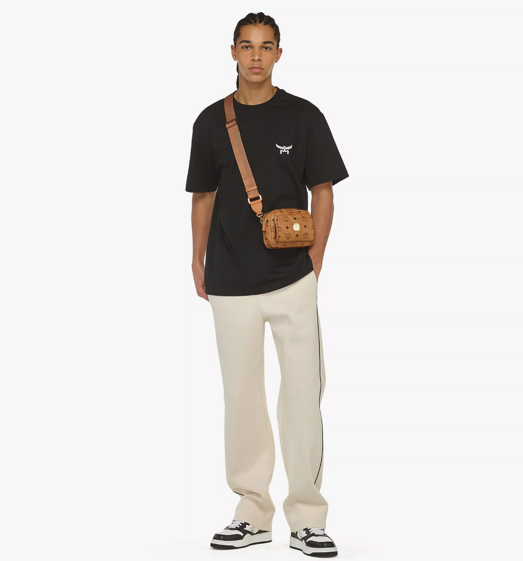 MCM Aren Umhängetasche in Cognac